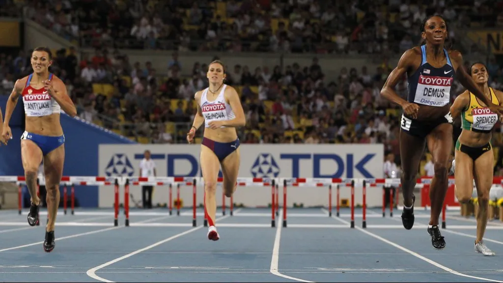 Zuzana Hejnová (uprostřed)