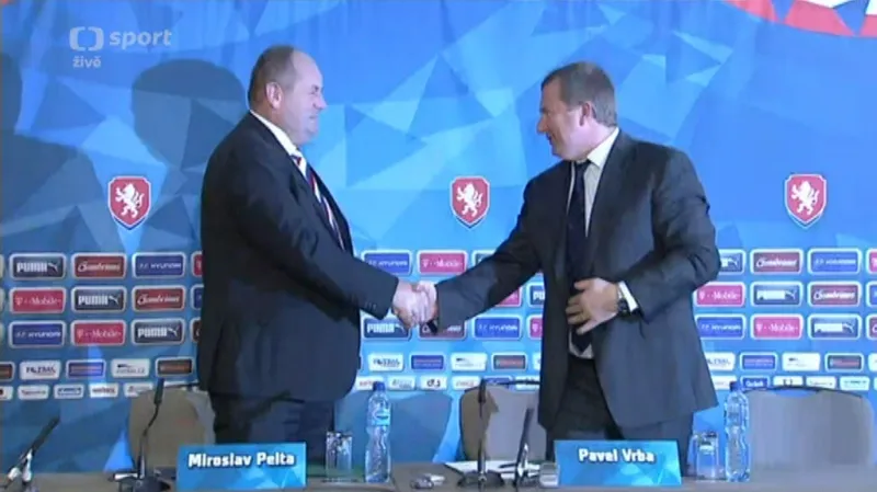 Tisková konference Pavla Vrby - trenéra české fotbalové reprezentace