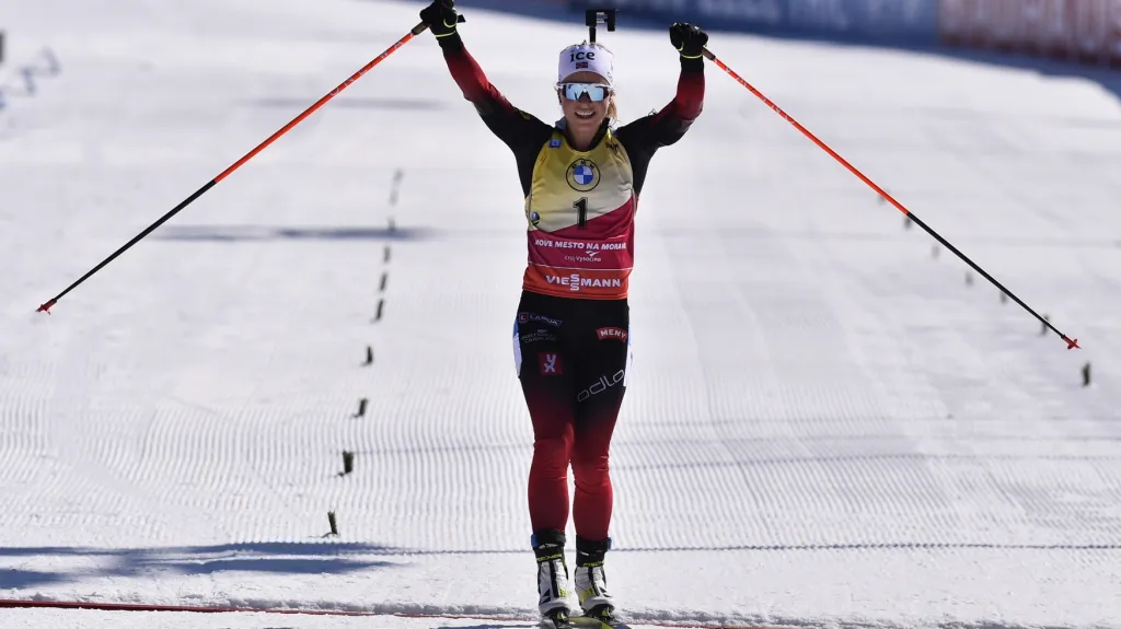 Slavící Tiril Eckhoffová