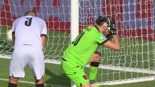 Kuriózní gól po velké chybě gruzínského gólmana