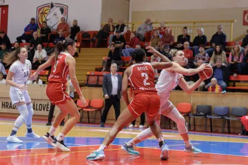 Utkání basketbalistek Hradce Králové s Brandýsem
