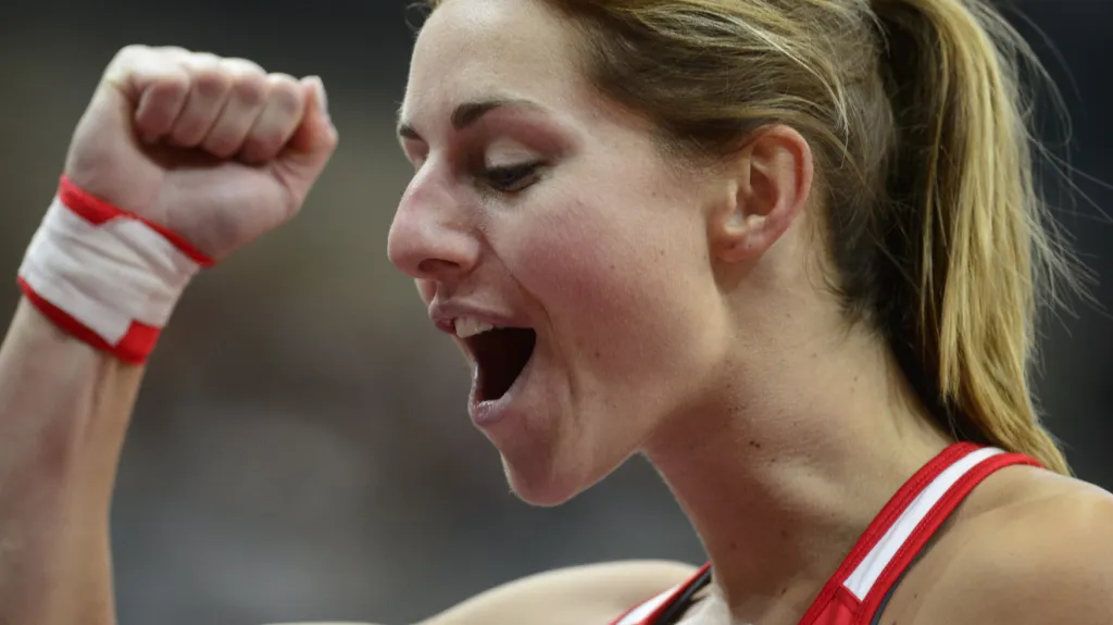 Radující se Eliška Klučinová