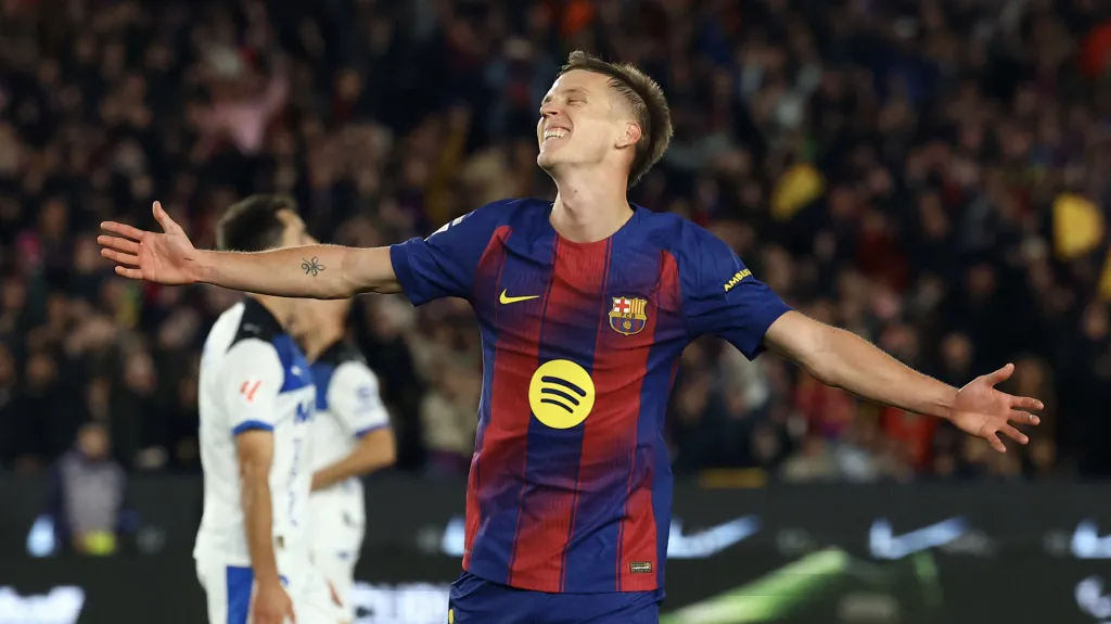 Dani Olmo slaví branku do sítě Alavésu