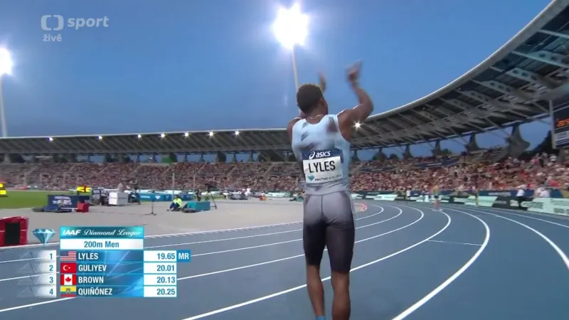 Běh mužů na 200 m v Paříži