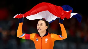 Vítězná jízda Femke Kokové na 500 m