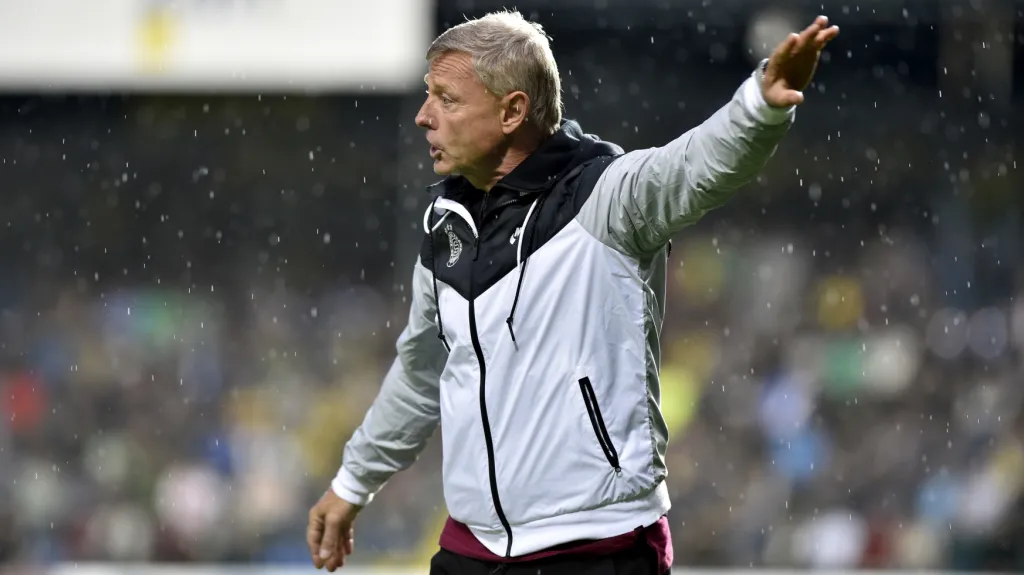 Trenér Zdeněk Ščasný bude po dvou letech opět vést Spartu