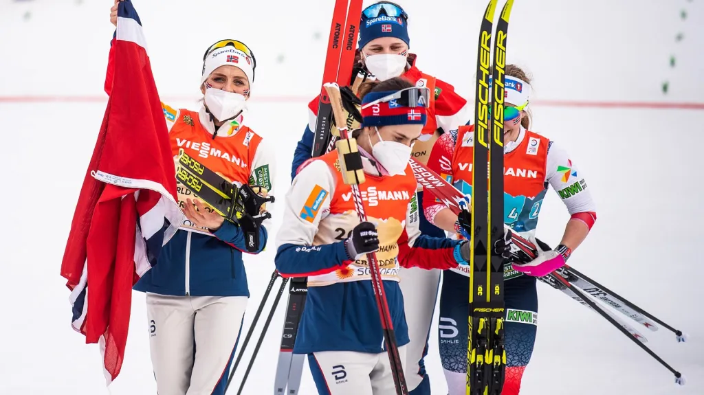 Vítězná norská štafeta