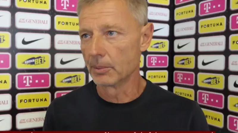 Sparta odvolala trenéra Hapala, tým dočasně povede Ščasný