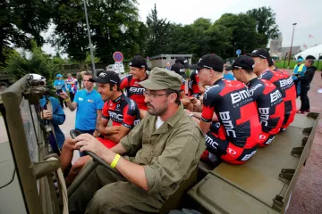 Cyklistický tým BMC při představování před Tour de France