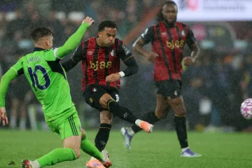 Zápas Bournemouth – Fulham se odehrál v silném dešti
