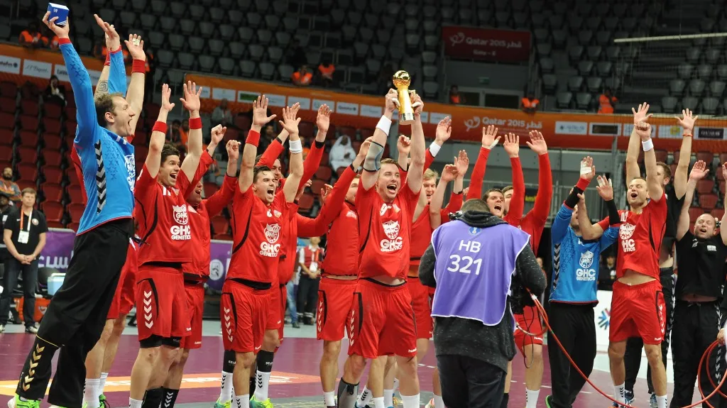 Čeští házenkáři s Prezidentským pohárem