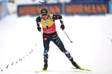 Johannes Bö vítězí ve druhé stíhačce sezony