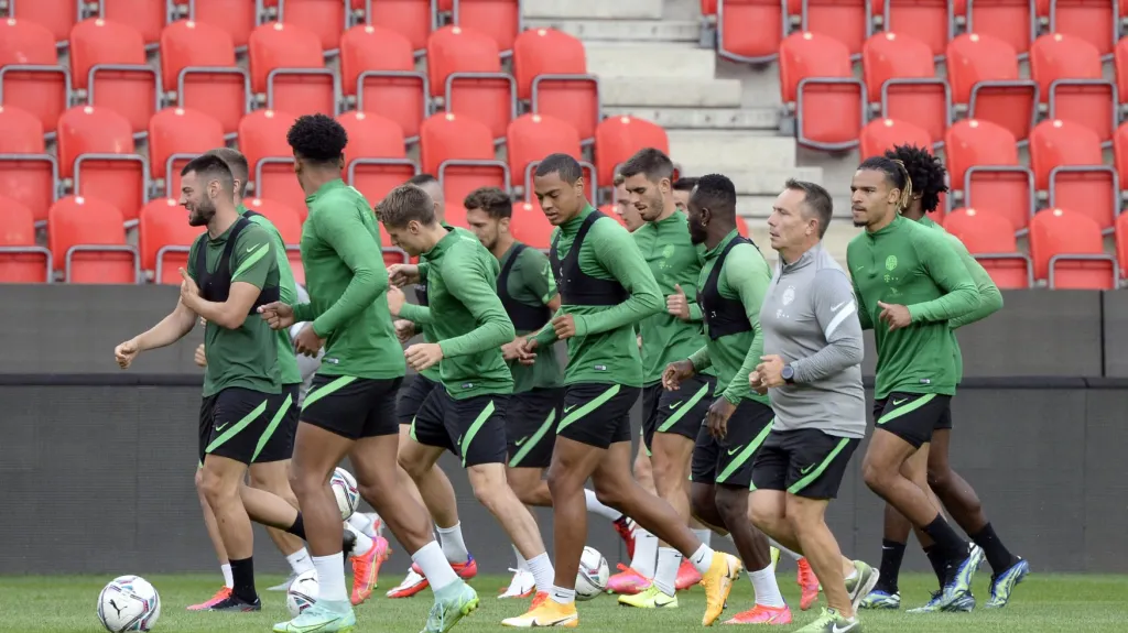 Fotbalisté Ferencvárose na tréninku v Edenu