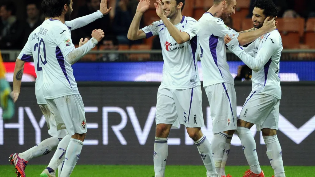 Slavící fotbalisté Fiorentiny