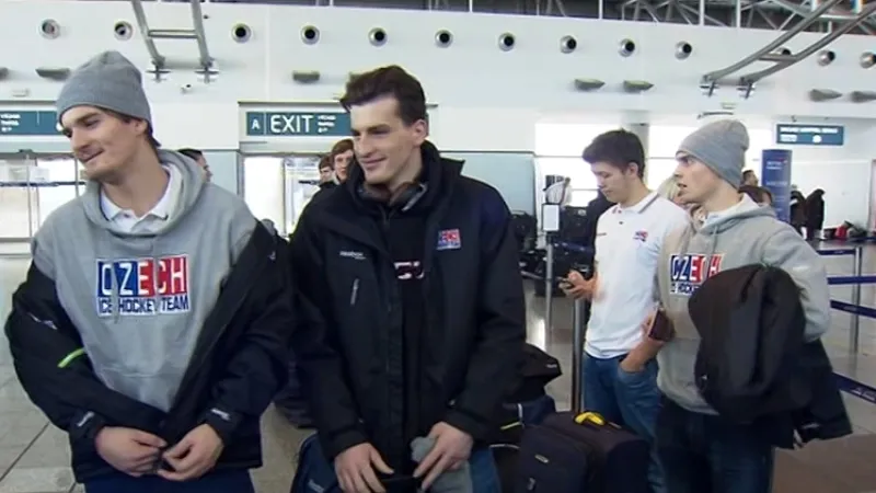 Hokejová dvacítka odletěla do zámoří vstříc MS