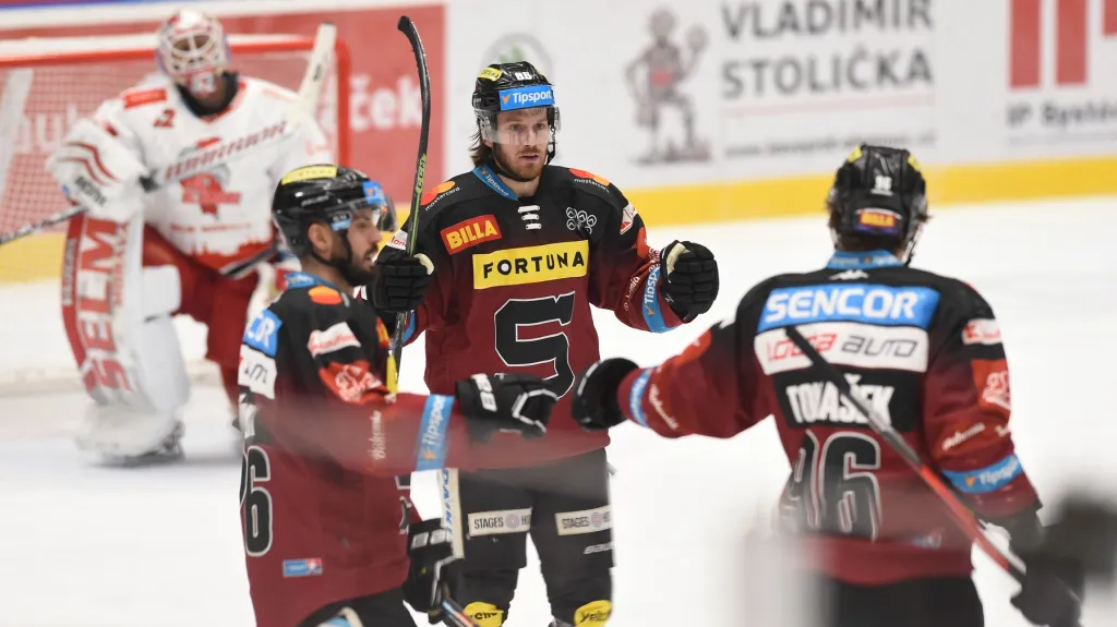 Radost hráčů Sparty v utkání s Olomoucí