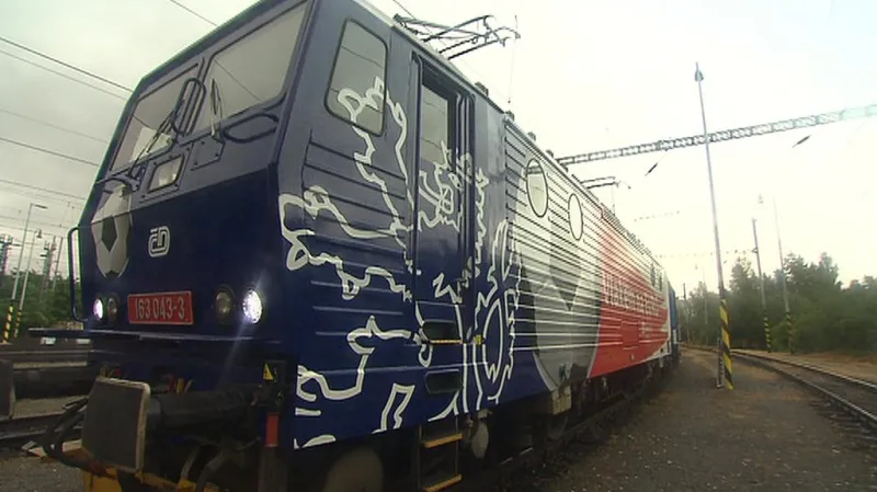 Speciálně upravený vlak pro české fanoušky