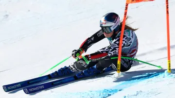 Vítězná jízda Alice Robinsonové v super-G ve Svatém Mořici