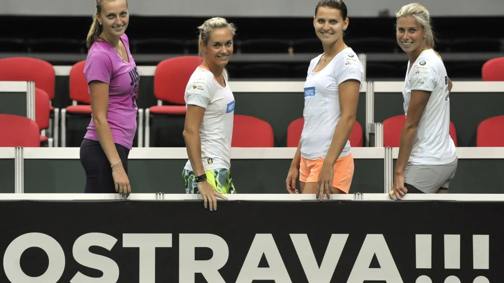 České tenistky na tréninku v Ostravě