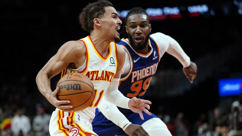 Trae Young a Jae Crowder