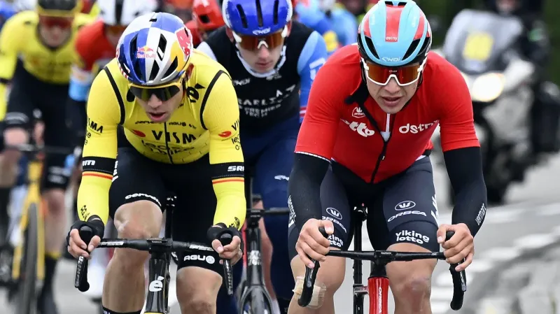 Wout van Aert a Arnaud De Lie