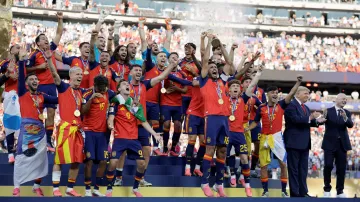 Předání trofeje pro mistry světa