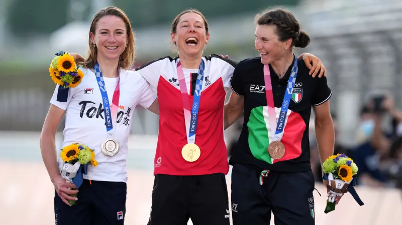 Medailistky ze silničního cyklistického závodu