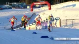 Finiš ženského závodu na 10 km ve Falunu