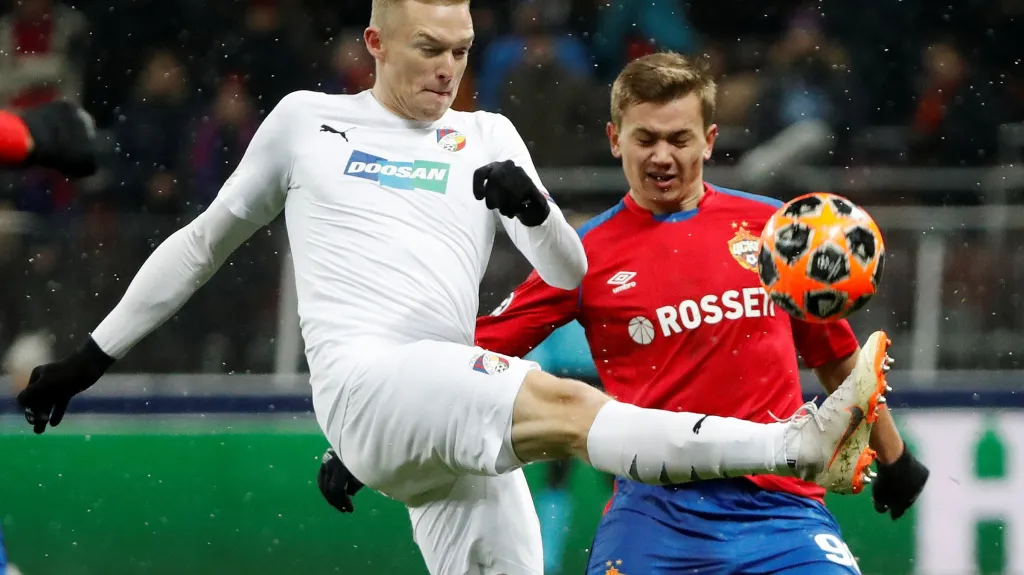 Roman Procházka v utkání s CSKA Moskva