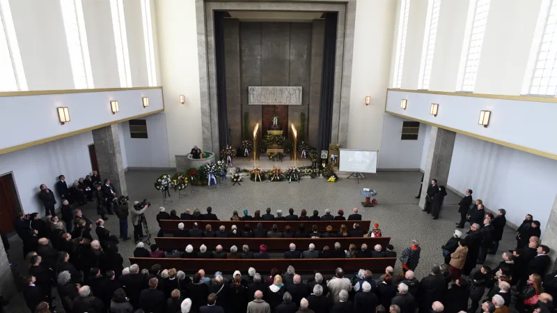 Poslední rozloučení s Augustinem Bubníkem