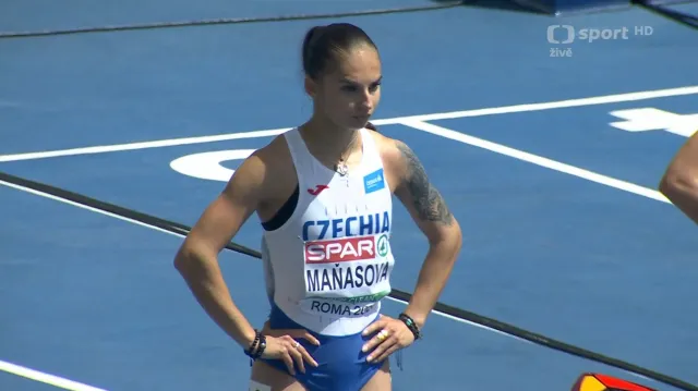 Rozběh na 100 m s ohlasem Karolíny Maňasové