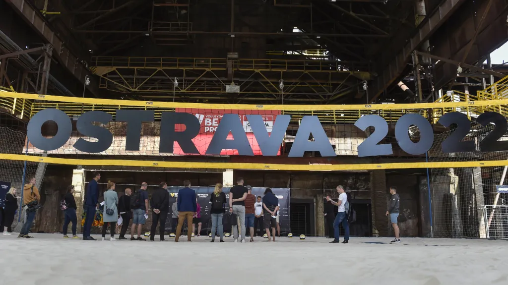 Turnaj v plážovém volejbalu v Ostravě