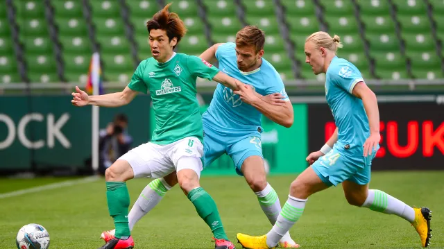 Předposlední Brémy po gólu v závěru prohrály podruhé za sebou