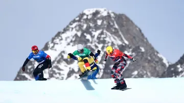Závěrečné jízdy českých snowboardcrossařů na MS v Engadinu