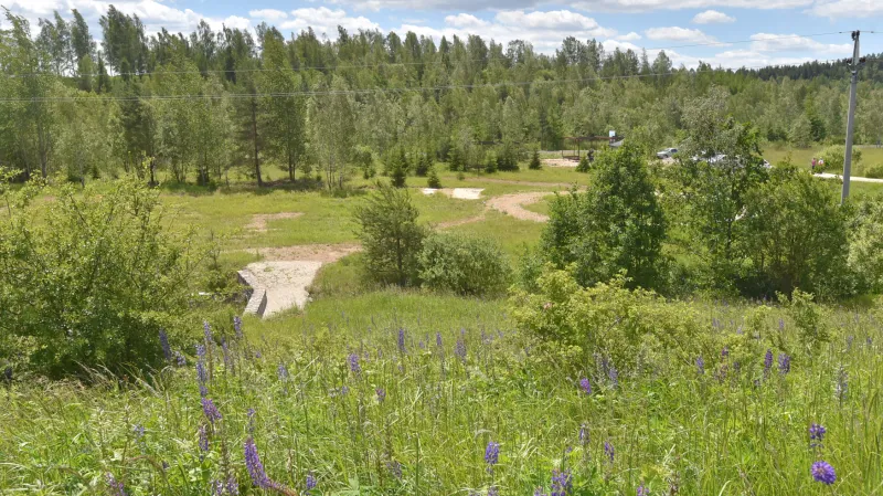 Biatlonové centrum mládeže na výsypce u Lomnice