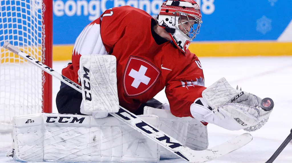 Brankářka Švýcarek Florence Schellingová