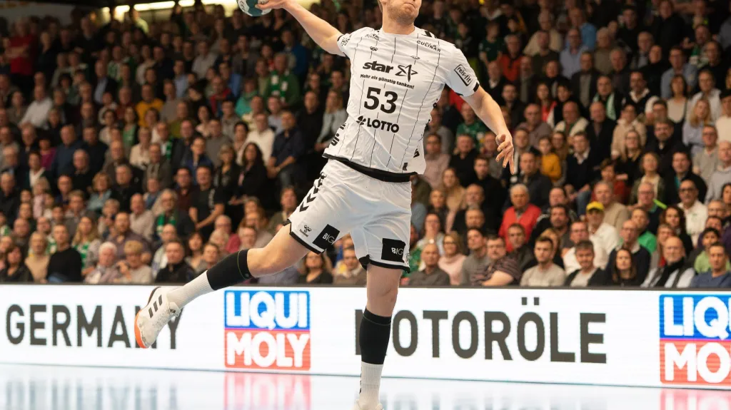 Spojka Kielu Nikola Bilyk