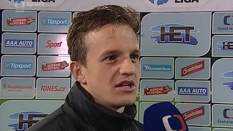 Kopic: Chtěl jsem střílet, ale stáhl mě k zemi. Za mě jasná penalta