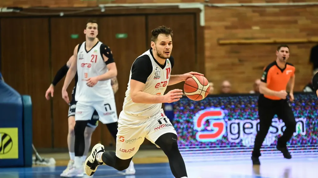 Basketbalisté Nymburku