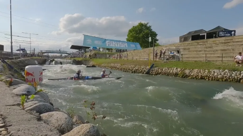 České juniorské kajakářky na ME