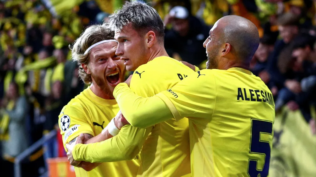 Fotbalisté Bodö/Glimt slaví