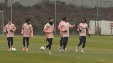 Fotbalisté Sparty se chystají na Aberdeen