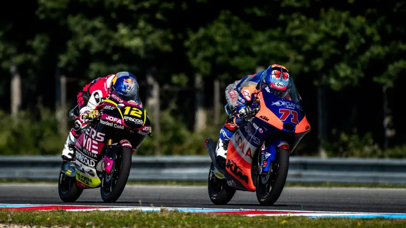 Salač v Brně odstartuje až ze sedmé řady, naštval ho kolega