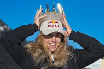 Ester Ledecká s korunou pro Sportovce roku 2025