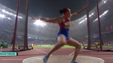 Vítězný hod diskařky Pérezové