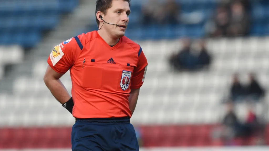 Rozhodčí Ondřej Pechanec