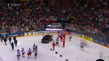 Rusové nesportovně opustili led ještě před kanadskou hymnou