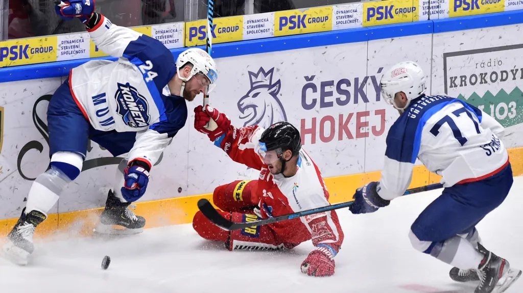 Kometa nastoupila v první třetině proti Olomouci v dresech odkazujících na spolupráci s Masarykovou univezitou