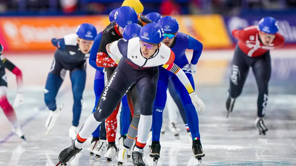 Metoděj Jílek v závodě s hromadným startem