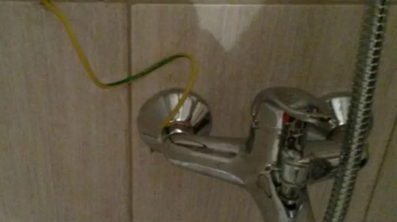 Podivné zapojení sprchy